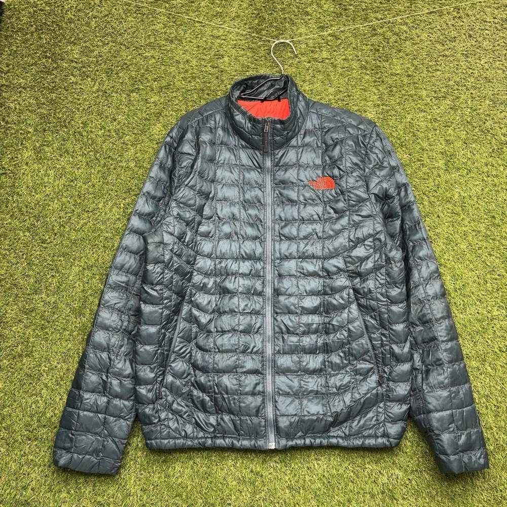 The North Face Thermoball Jacket Mens Medium Vanadis Grey Hiking Outdoor Travel